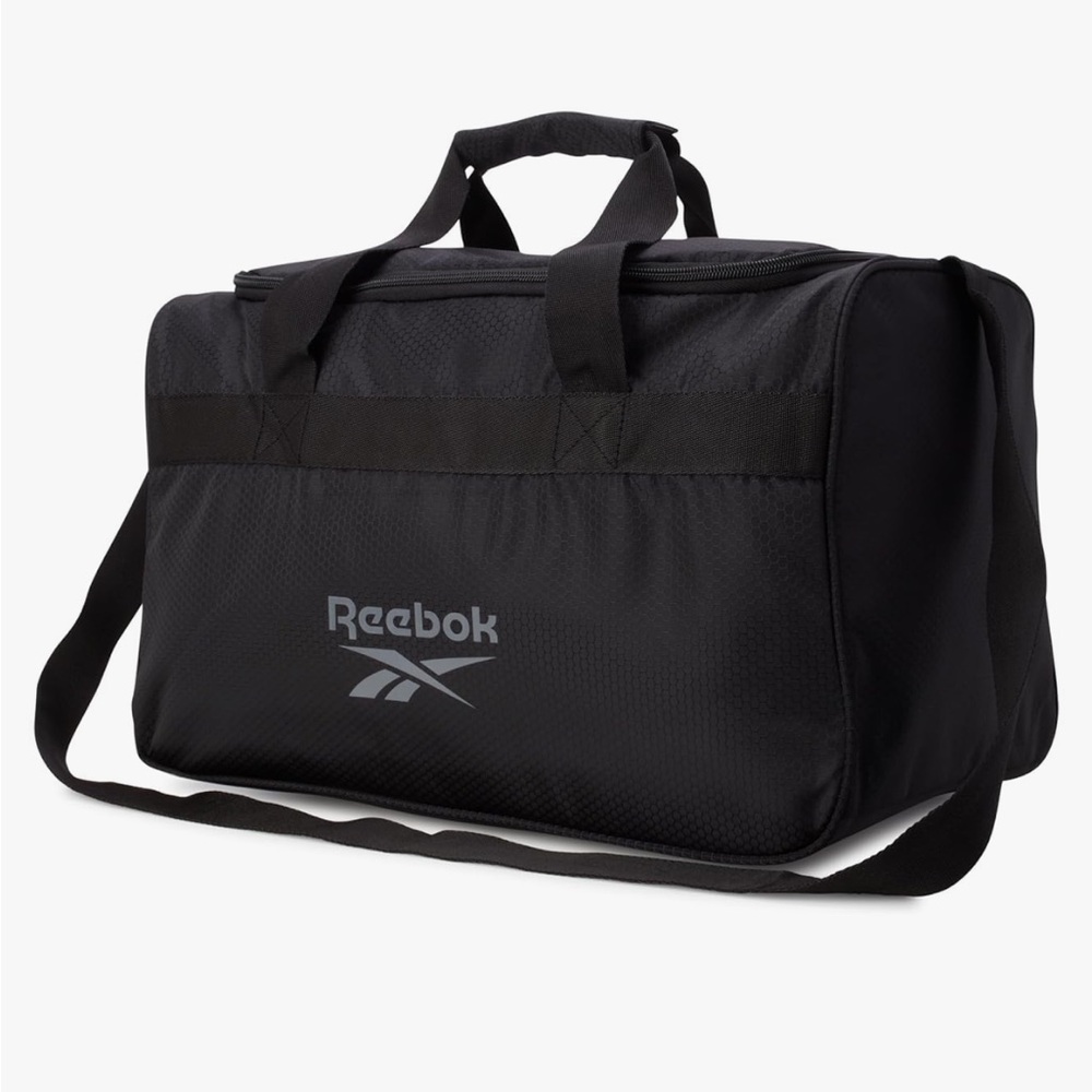 NWT/PACKAGED Reebok Black Warrior ll Duffel Bag with Adjustable Strap